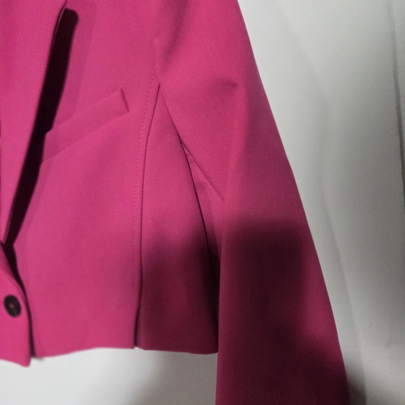 NWT ZARA ,Elegant Pink Cropped Blazer. Size XS - Picture 5 of 10